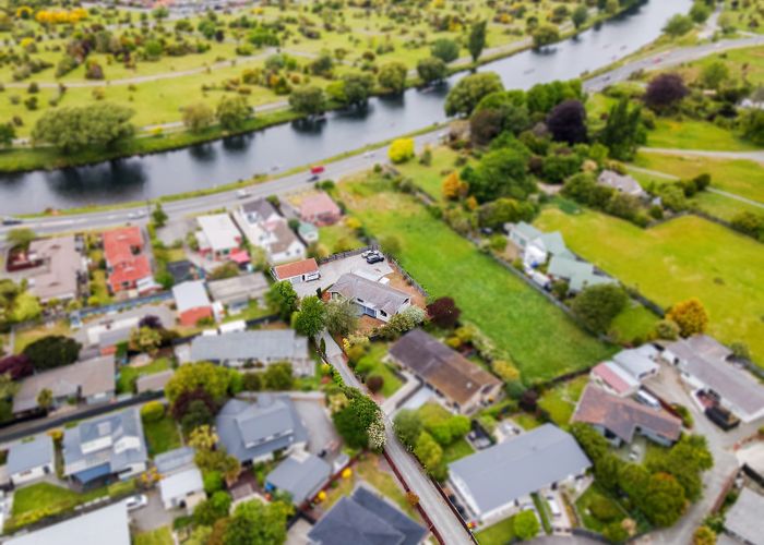  at 21 De Bloge Place, Burwood, Christchurch