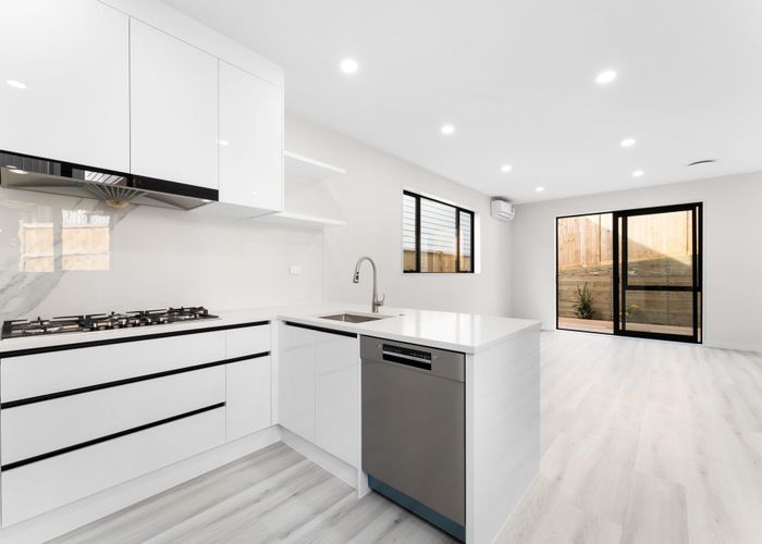  at 90A Awaruku Road, Torbay, North Shore City, Auckland