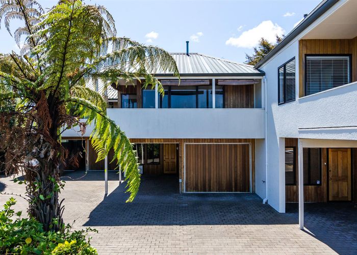  at 2/110 Roberts Street, Taupo, Taupō