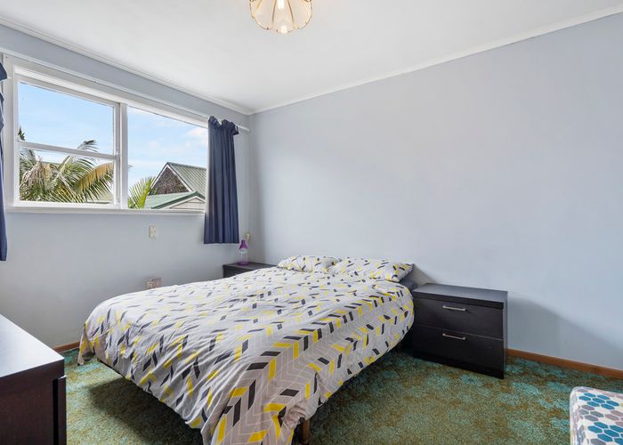  at 37 Dexter Avenue, Mount Eden, Auckland