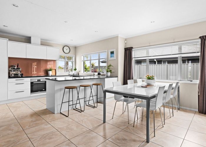  at 60 Kapiti Drive, Poraiti, Napier