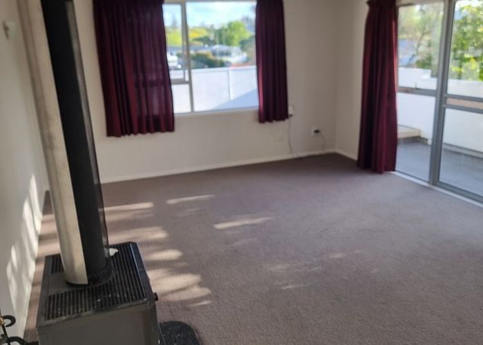  at 1/19A Ribblesdale Road, Henderson, Waitakere City, Auckland