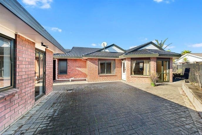  at 1 Waylen Place, Burswood, Manukau City, Auckland