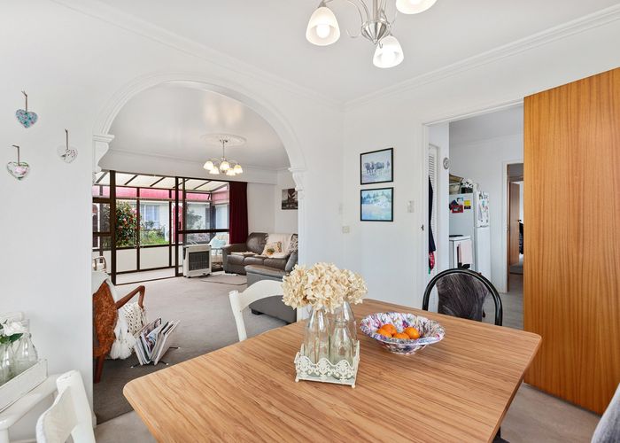  at 229C Clarkin Road, Fairfield, Hamilton