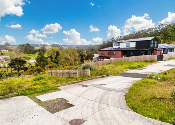  at 21B Tiriwa Drive, Massey, Waitakere City, Auckland