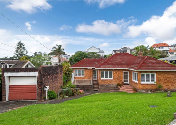  at 3 Rarere Road, Takapuna, North Shore City, Auckland