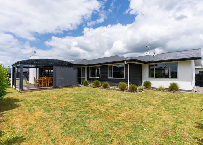  at 101 Johnstone Drive, Fitzherbert, Palmerston North