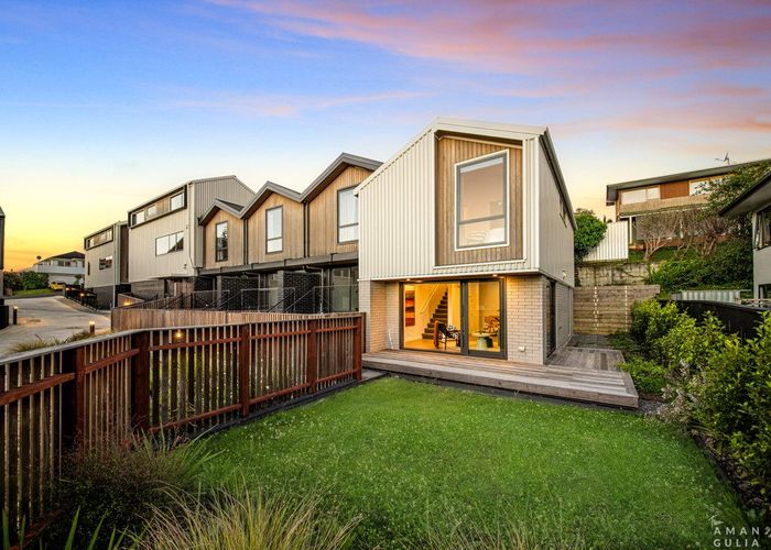  at 7/98 Walker Road, Point Chevalier, Auckland City, Auckland