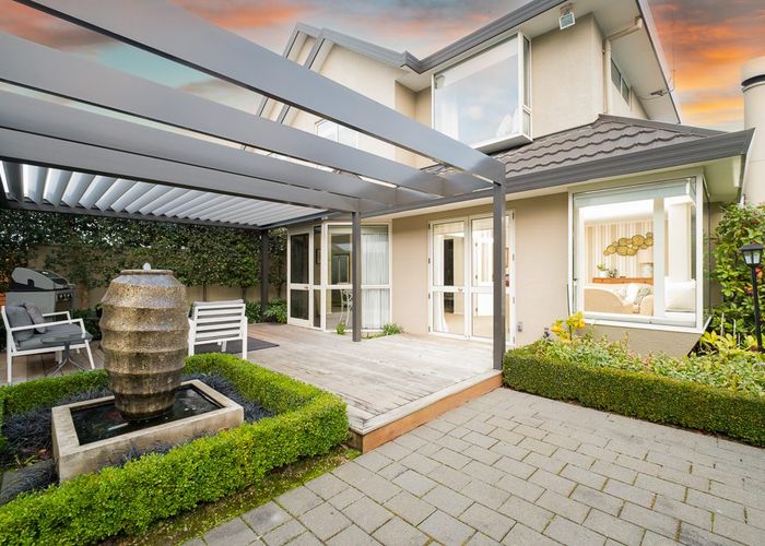  at 2/77A Hinau Street, Ilam, Christchurch City, Canterbury