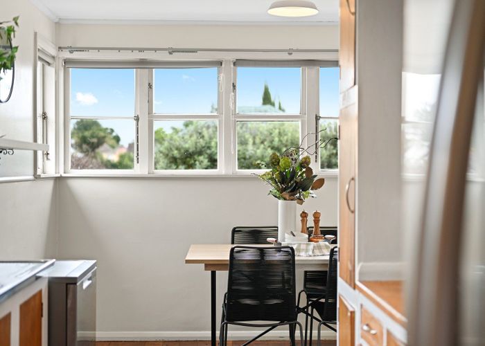  at 14A Graham Street, Hamilton East, Hamilton