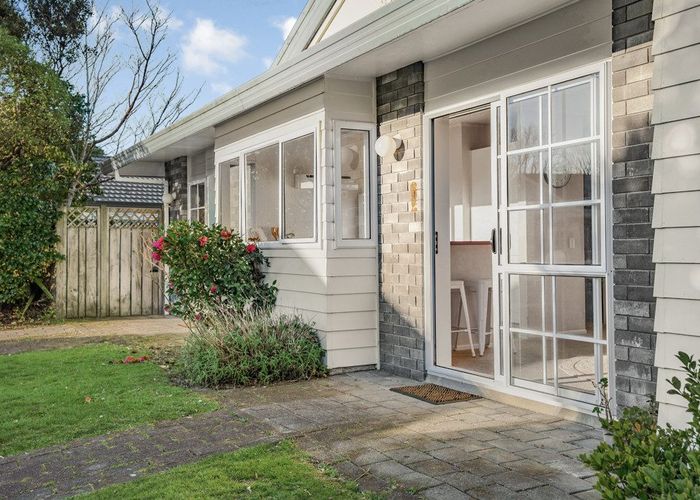  at 11/169 Whites Line East, Waiwhetu, Lower Hutt, Wellington