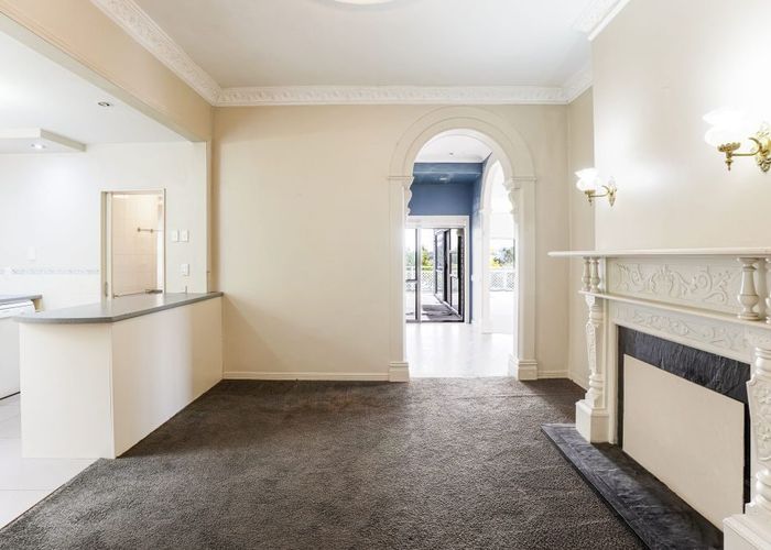  at 5 Cambrai Ave, Mount Roskill, Auckland City, Auckland