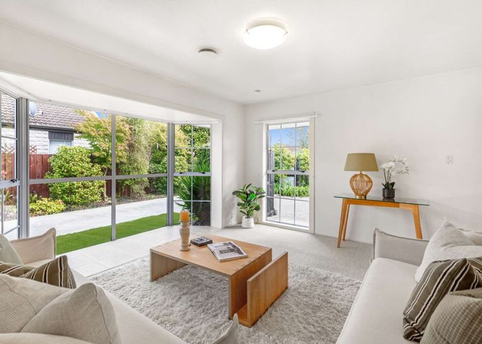  at 1/21 Greenock Street, Redwood, Christchurch