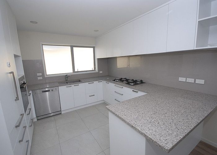  at 3 Thelma Crescent, Torbay, Auckland