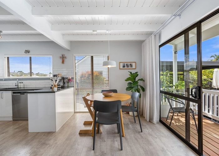  at 16B Bay Street, Red Beach, Whangaparāoa