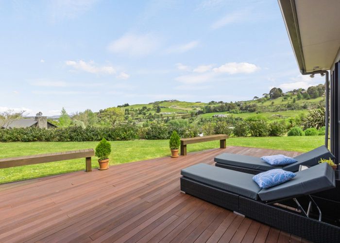  at 18 Lakeview Terrace, Taradale, Napier