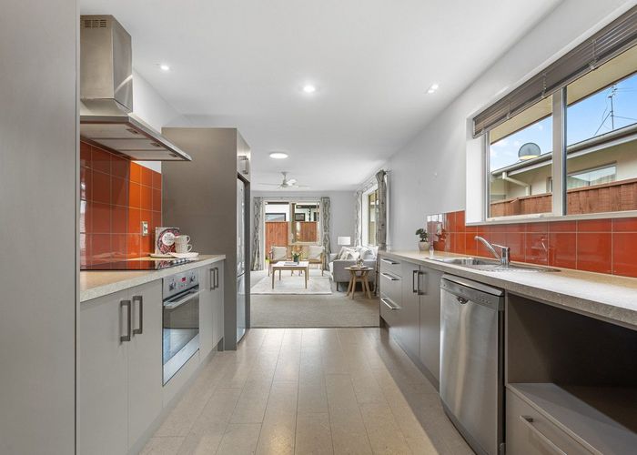  at 20 Little Oaks Drive, Yaldhurst, Christchurch