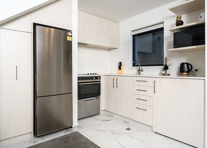  at 11/59 Neil Avenue, Te Atatu Peninsula, Waitakere City, Auckland