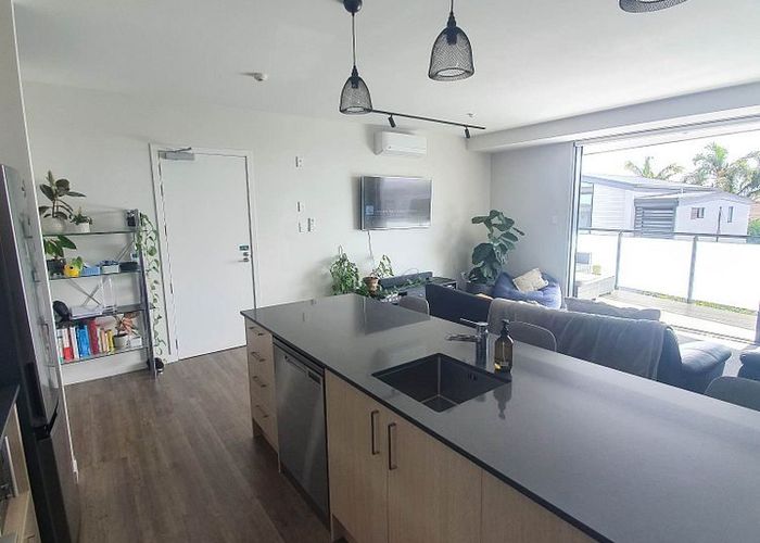  at 10/4161 Great North Road, Glen Eden, Waitakere City, Auckland