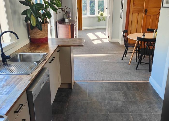  at 144 Rakau Road, Hataitai, Wellington