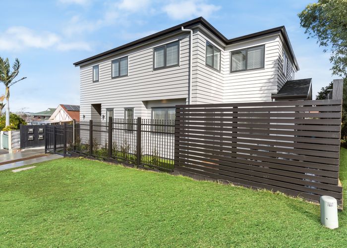  at 35 Vincent Street, Howick, Auckland