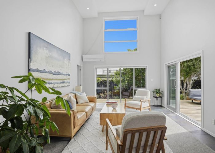  at 40B Norwood Road, Bayswater, North Shore City, Auckland