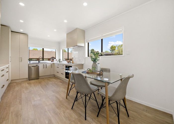  at 10 Pinotage Place, Huapai, Kumeu