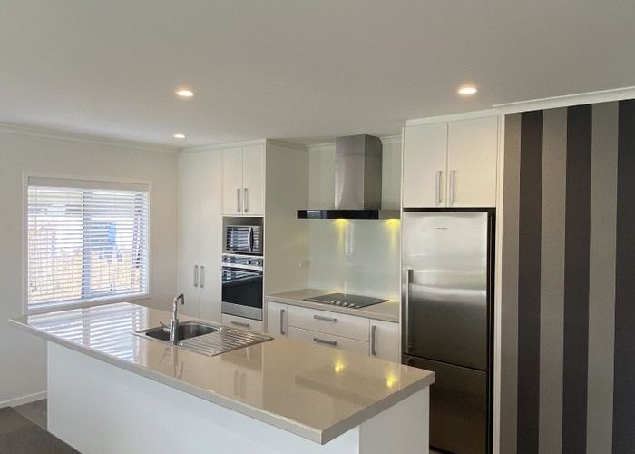  at 126 Puhirake Crescent, Pyes Pa, Tauranga