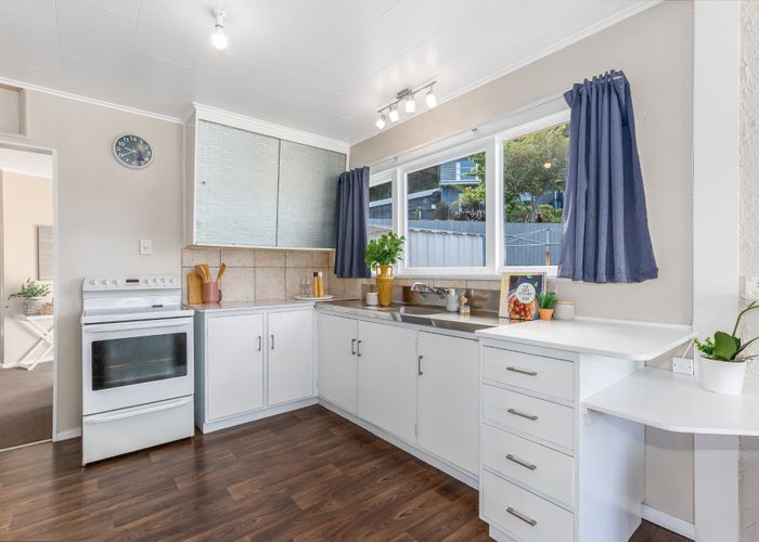  at 43 Petrie Street, Wainuiomata, Lower Hutt