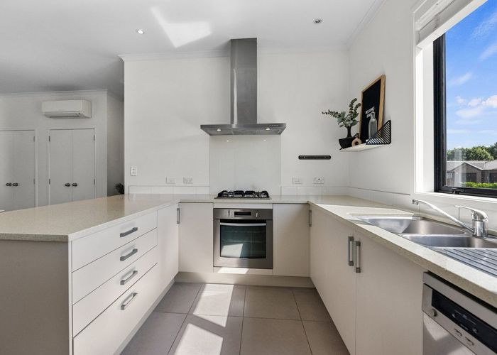  at 82 Landing Drive, Pyes Pa, Tauranga, Bay Of Plenty