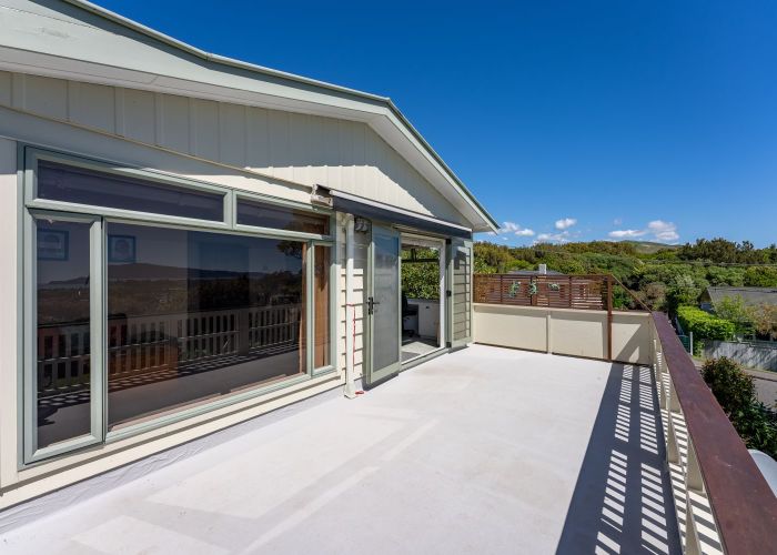  at 2 Tui Crescent, Waikanae