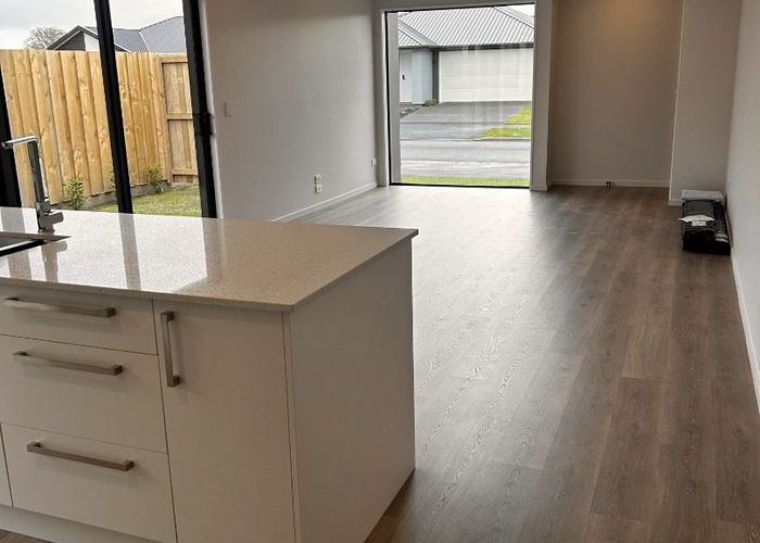  at 20  Borthwick street, Belfast, Christchurch City, Canterbury