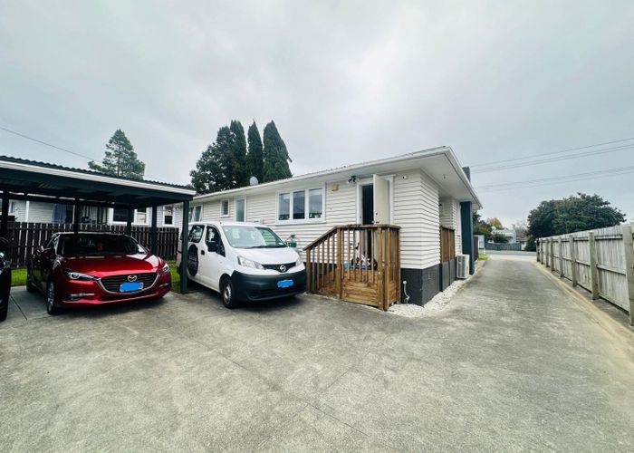  at 25 Larnoch Road, Henderson, Waitakere City, Auckland
