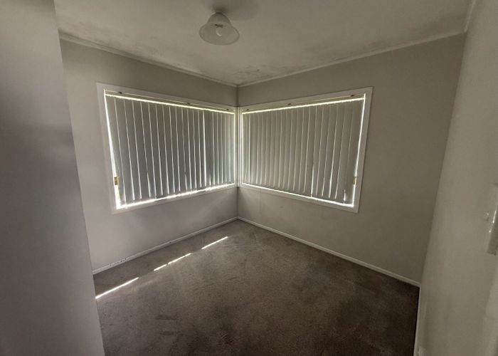  at 6A Nairn Place, Otara, Manukau City, Auckland