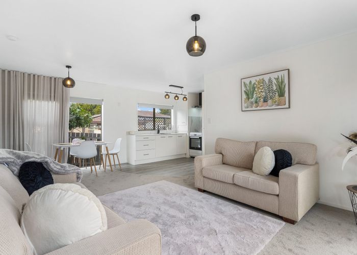  at 2/36 Trentham Road, Papakura, Papakura, Auckland