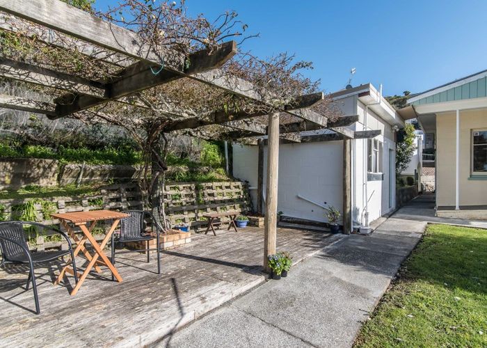  at 169 Broderick Road, Johnsonville, Wellington