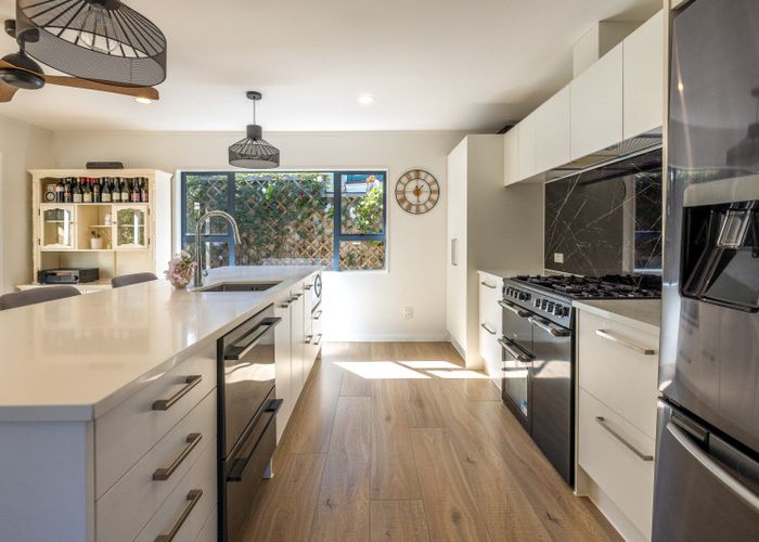  at 20 Karaka Road, Oneroa, Waiheke Island, Auckland