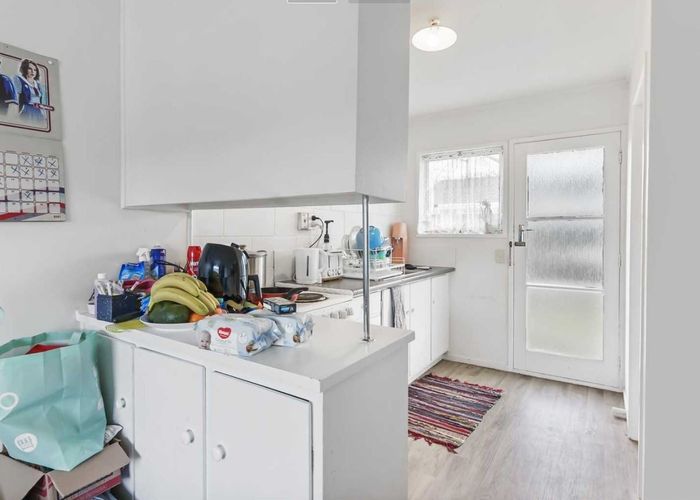  at 1/38 Taka Street, Takanini, Papakura, Auckland
