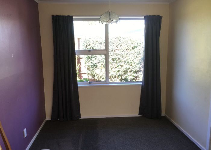  at 27 Charnwood Crescent, Bishopdale, Christchurch City, Canterbury