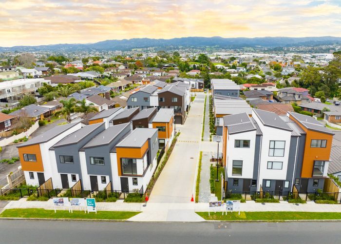  at 23 Raupeti Lane, Henderson, Waitakere City, Auckland