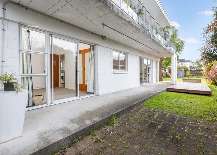  at 3/267 Meola Road, Point Chevalier, Auckland City, Auckland
