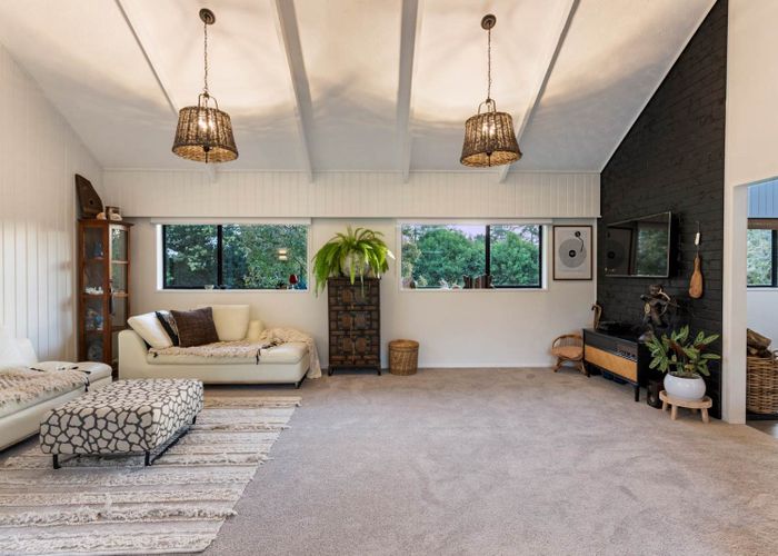 For sale 15 Pinnacle Hill Road, Mangatawhiri, Franklin, Auckland