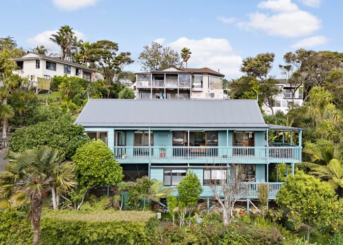  at 63 Pemberton Avenue, Bayview, Auckland