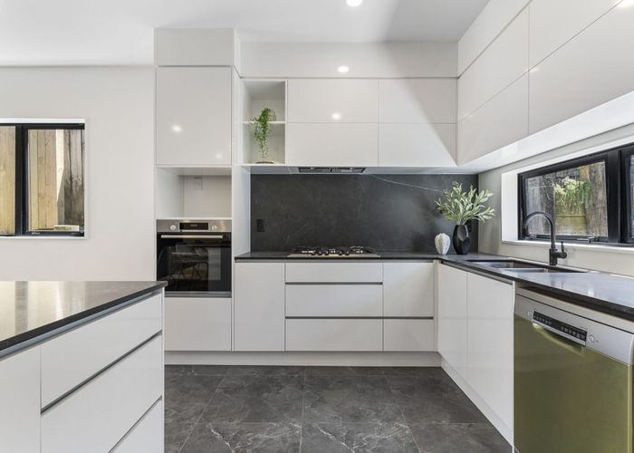  at 804 East Coast Road, Pinehill, North Shore City, Auckland