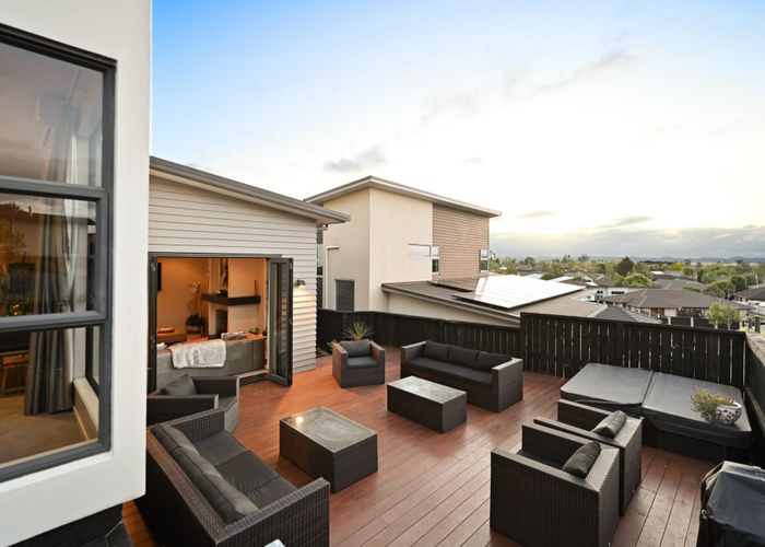  at 8 Bishopsworth Way, Huntington, Hamilton, Waikato