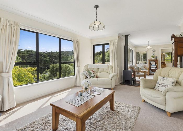  at 10 Joseph Banks Drive, Whitby, Porirua, Wellington