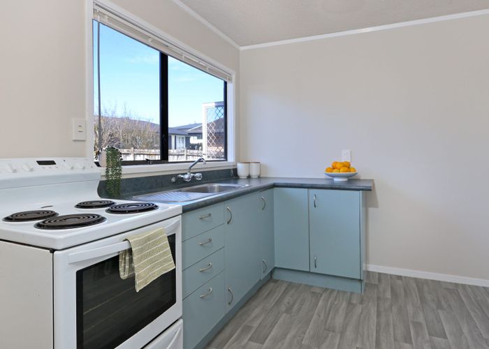  at 2/103 Sturges Road, Henderson, Auckland