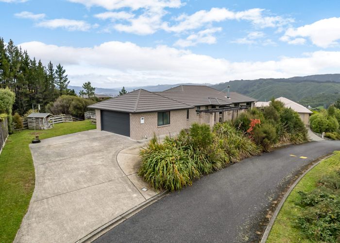 at 5 Mckenzie Way, Timberlea, Upper Hutt