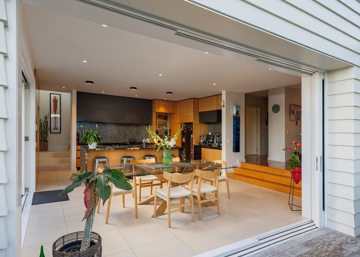  at 8 Summit Drive, Mount Albert, Auckland City, Auckland