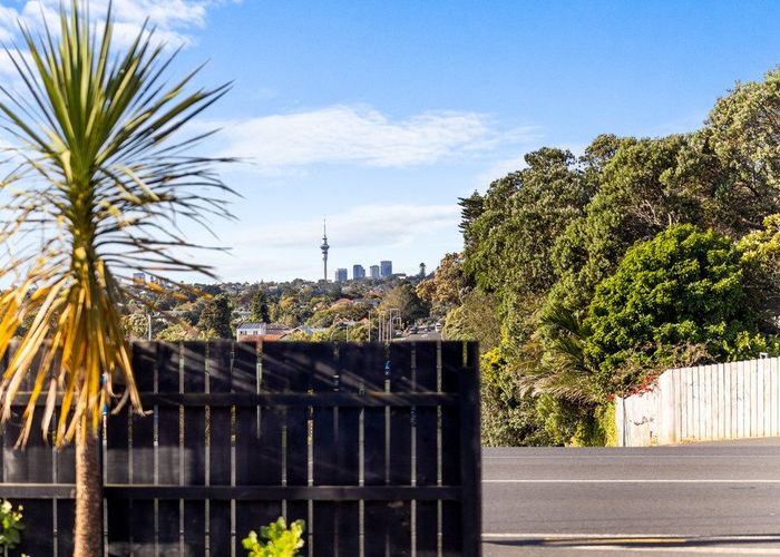  at 431 Mount Albert Road, Mount Roskill, Auckland City, Auckland